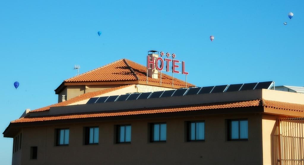 Hotel Salat Resort Les Borges Blanques Exterior photo